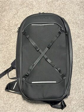 Nomatic Navigator Series Travel Backpack 32L - Used